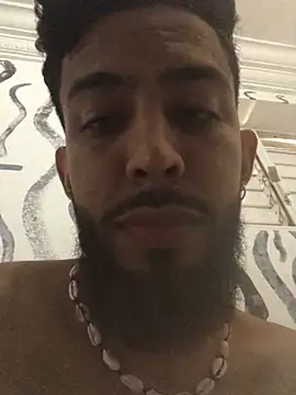 Alessandro  Rossi online show from February 4, 2025, 1:59 pm