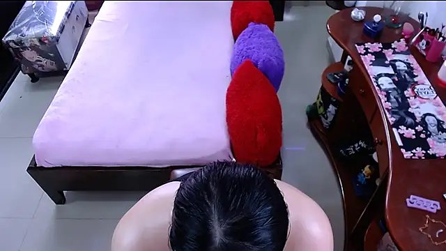 lufek23 online show from January 28, 2025, 7:10 pm