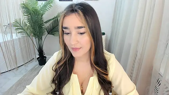 Snapshot of GoldenHeart_1 chatting on April 30, 2026, 11:38 am GoldenHeart 1 online show from April 30, 2026, 11:38 am