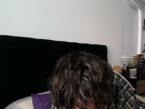 Snapshot of Santiago_kiler chatting on January 23, 2025, 1:24 pm Santiago kiler online show from January 23, 2025, 1:24 pm