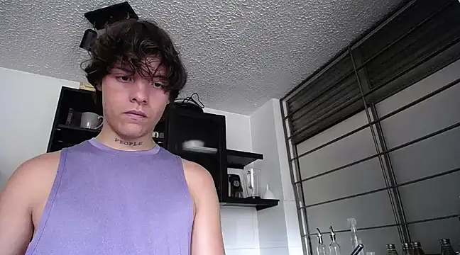 Snapshot of Santiago_kiler chatting on March 5, 2025, 6:23 pm Santiago kiler online show from March 5, 2025, 6:23 pm