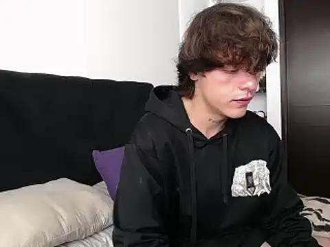 Snapshot of Santiago_kiler chatting on March 8, 2025, 4:28 pm Santiago kiler online show from March 8, 2025, 4:28 pm