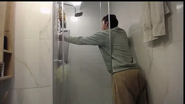 Snapshot of Santiago_kiler chatting on October 23, 2025, 11:31 am Santiago kiler online show from October 23, 2025, 11:31 am