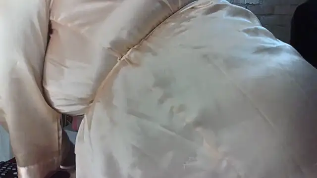 DIRTIENASTY online show from March 3, 2025, 6:37 am