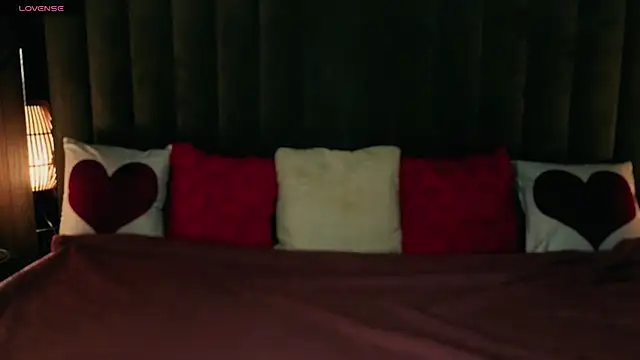 Snapshot of Daphne_Moss chatting on February 21, 2026, 1:56 pm Daphne Moss online show from February 21, 2026, 1:56 pm