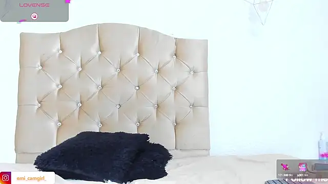 emily campbell  online show from January 6, 2025, 2:03 pm