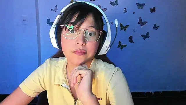 Little Lisy online show from March 12, 2026, 5:13 am