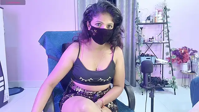 Snapshot of Naughty_nightz chatting on October 9, 2025, 11:47 pm Naughty nightz online show from October 9, 2025, 11:47 pm