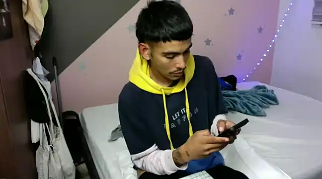 sorry-mom69 online show from January 26, 2025, 1:09 am