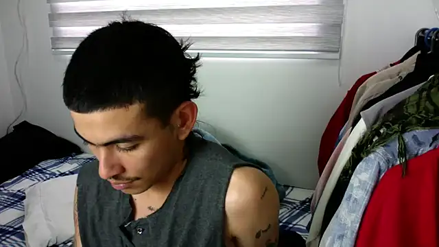 sorry-mom69 online show from September 19, 2025, 7:14 pm