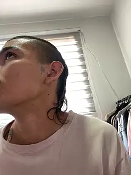 sorry-mom69 online show from October 8, 2025, 4:26 pm