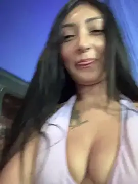 Snapshot of Kathy_bella18 chatting on March 22, 2025, 11:31 pm Kathy bella18 online show from March 22, 2025, 11:31 pm