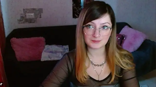 Arielsssplash online show from November 26, 2025, 8:04 am