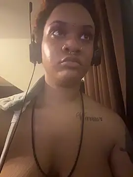 Snapshot of nickytheehawtie chatting on February 20, 2026, 4:53 am nickytheehawtie online show from February 20, 2026, 4:53 am