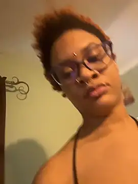 Snapshot of nickytheehawtie chatting on February 24, 2026, 1:42 pm nickytheehawtie online show from February 24, 2026, 1:42 pm