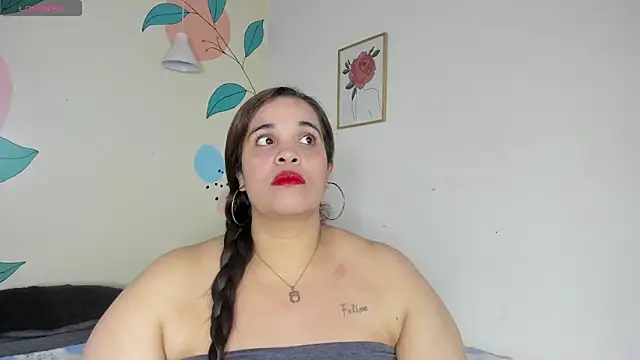 Alondra zaaens online show from October 11, 2025, 4:22 am