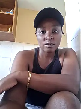 Snapshot of Samia_Queen chatting on January 17, 2025, 9:28 am Samia Queen online show from January 17, 2025, 9:28 am