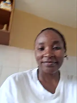 Snapshot of Samia_Queen chatting on September 19, 2025, 9:43 am Samia Queen online show from September 19, 2025, 9:43 am