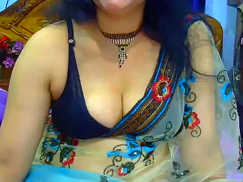 Snapshot of Daneldayna chatting on March 4, 2026, 6:36 pm Daneldayna online show from March 4, 2026, 6:36 pm
