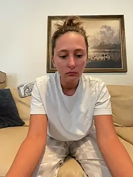 triple34D online show from September 12, 2025, 4:51 pm