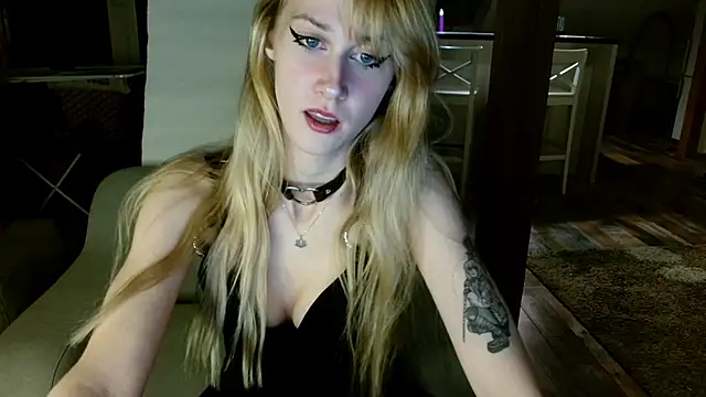 goldhaarigeDame online show from February 20, 2025, 10:48 pm