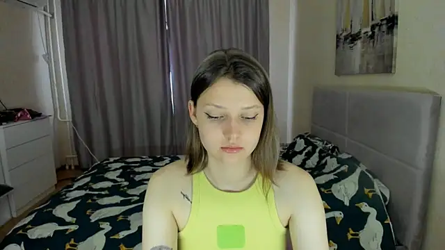 SoniNesti online show from September 10, 2025, 2:39 pm