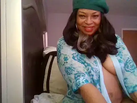 MSweetLindaParks online show from January 25, 2025, 3:52 pm