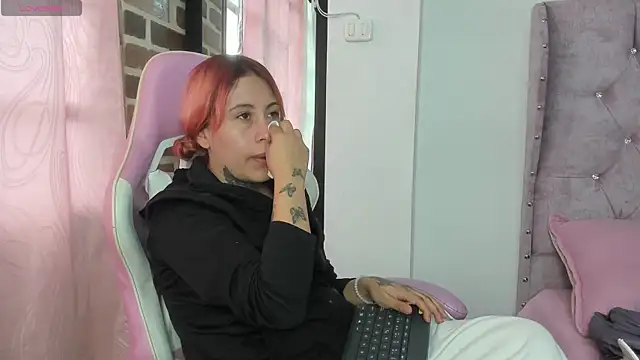 KatherineLans online show from July 12, 2026, 3:25 pm
