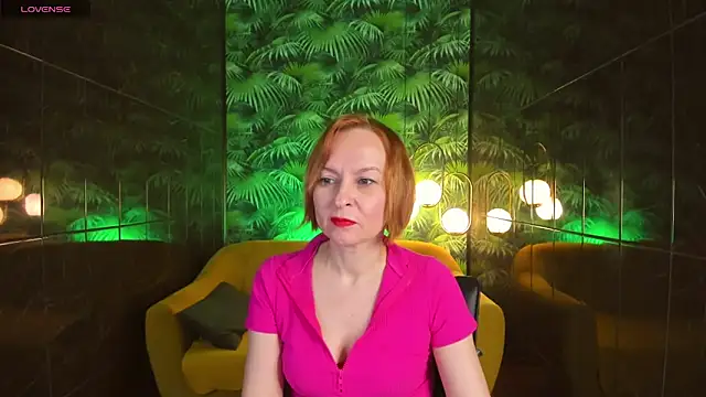 NikaGentle online show from December 12, 2024, 8:57 am