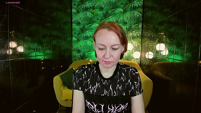 NikaGentle online show from January 6, 2025, 5:41 am