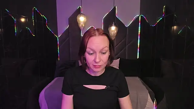 NikaGentle online show from November 23, 2025, 5:40 am