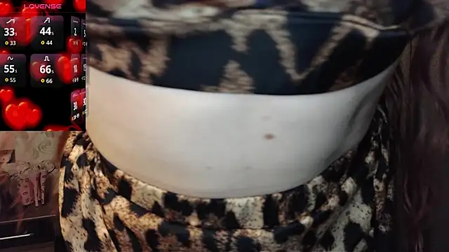 AgnesGraham online show from October 15, 2025, 8:53 pm