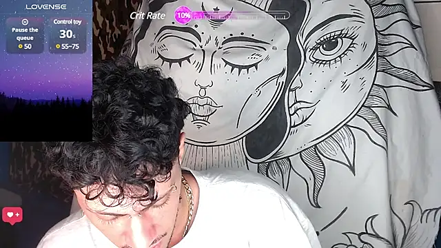 Snapshot of Apolo_S chatting on December 9, 2024, 9:28 am Apolo S online show from December 9, 2024, 9:28 am