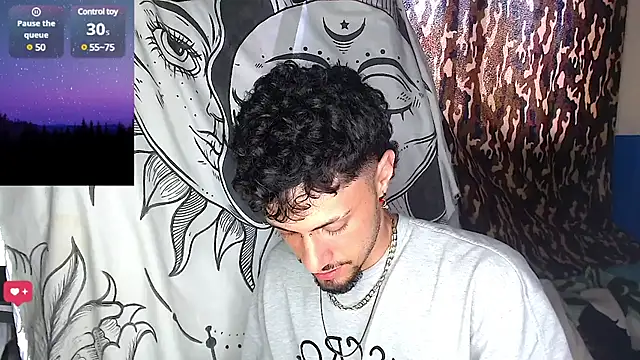 Snapshot of Apolo_S chatting on January 19, 2025, 10:06 pm Apolo S online show from January 19, 2025, 10:06 pm