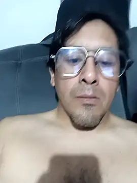 Snapshot of Yimicito chatting on April 14, 2026, 5:02 am Yimicito online show from April 14, 2026, 5:02 am