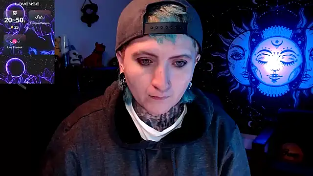 Marieblueeyes online show from March 16, 2025, 6:31 am