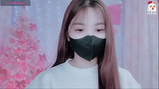 hen237 online show from December 1, 2025, 5:45 am