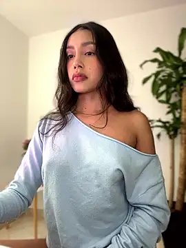 SelenaStone online show from January 13, 2026, 10:04 pm