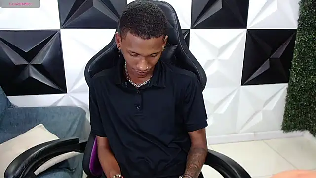 ManSant online show from February 9, 2025, 2:50 pm