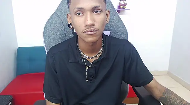 ManSant online show from March 18, 2025, 2:48 pm