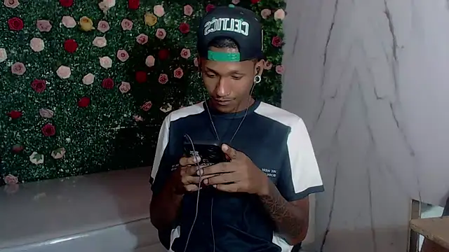 ManSant online show from April 15, 2026, 3:19 pm