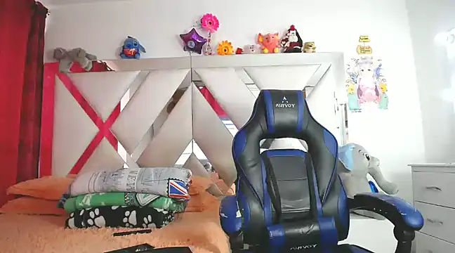 Snapshot of jakson_hot chatting on December 5, 2024, 8:33 pm jakson hot online show from December 5, 2024, 8:33 pm