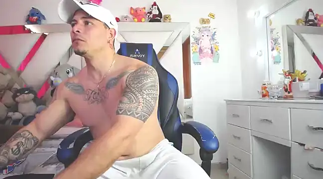 Snapshot of jakson_hot chatting on December 14, 2024, 7:46 pm jakson hot online show from December 14, 2024, 7:46 pm