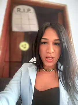 Ashly Miller online show from October 19, 2025, 8:09 pm