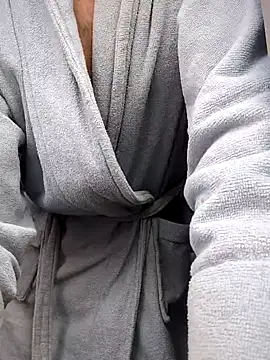 Snapshot of geilehure26 chatting on December 22, 2024, 9:00 am geilehure26 online show from December 22, 2024, 9:00 am