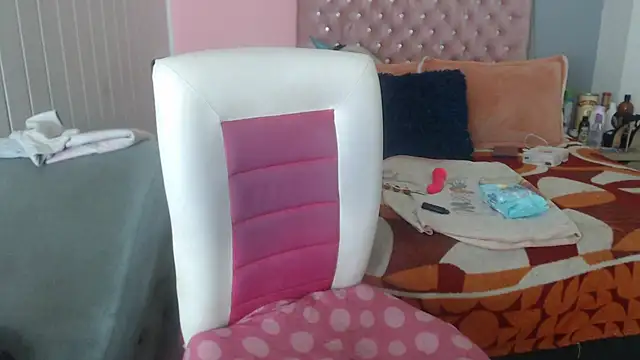 Negrabig online show from February 18, 2025, 6:37 am