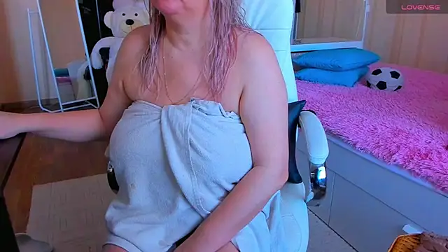 PamHardFuck online show from March 15, 2025, 8:15 am