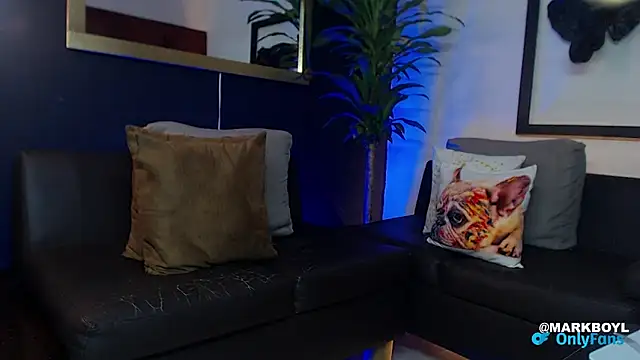 Snapshot of Markboyl chatting on December 14, 2024, 1:05 pm Markboyl online show from December 14, 2024, 1:05 pm