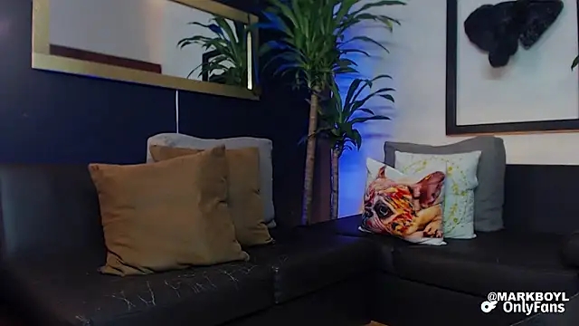 Snapshot of Markboyl chatting on December 19, 2024, 2:13 pm Markboyl online show from December 19, 2024, 2:13 pm