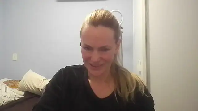 Annylove1 online show from June 28, 2026, 12:27 am